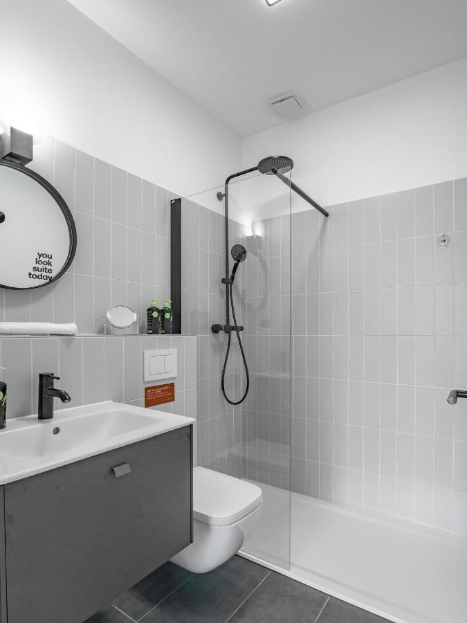 Limehome Salzgitter A.-Schweitzer-Str. Buitenkant foto