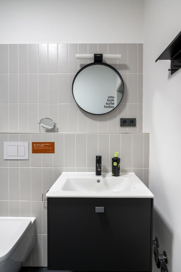 Limehome Salzgitter A.-Schweitzer-Str. Buitenkant foto
