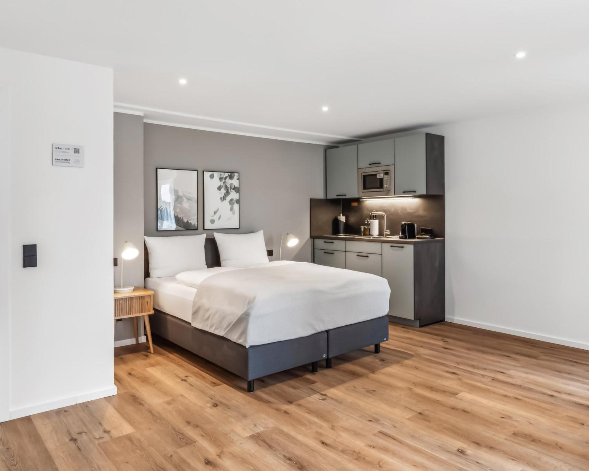Limehome Salzgitter A.-Schweitzer-Str. Buitenkant foto